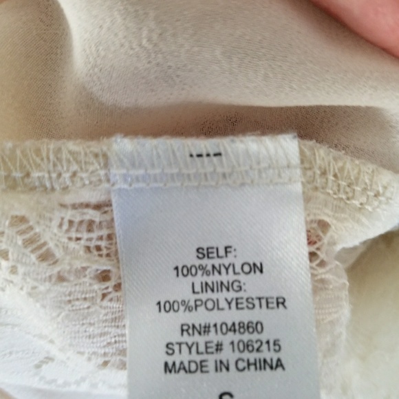 Ivory lace tank / top - Picture 7 of 8